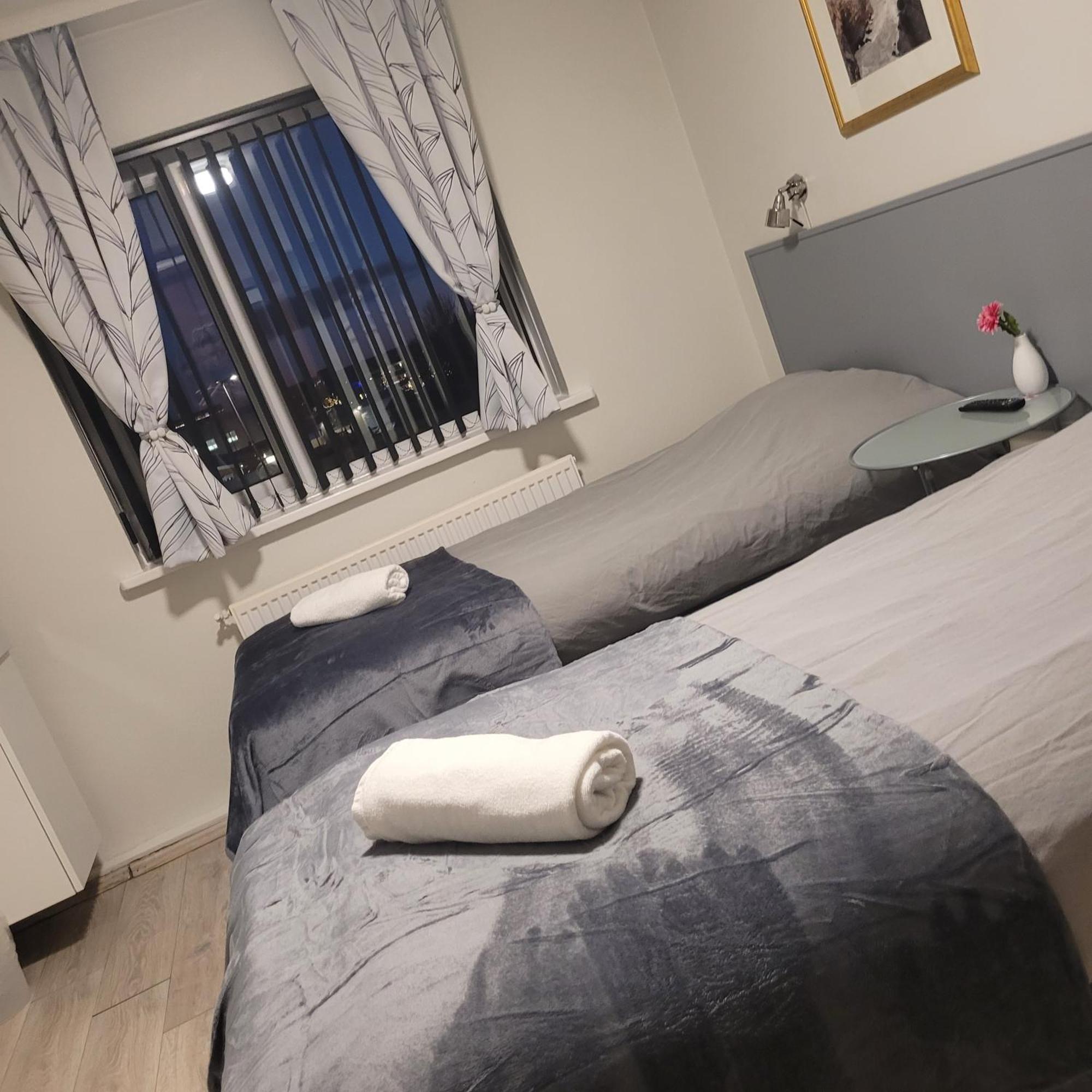 B&B Guesthouse - Bed And Breakfast Keflavik Centre Keflavík Exterior foto